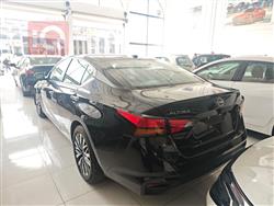 نیسان ئەلتیما